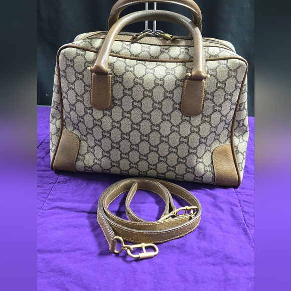 EUC AUTHENTIC VINTAGE GUCCI PLUS 2- WAY HANDBAG - Picture 2 of 9